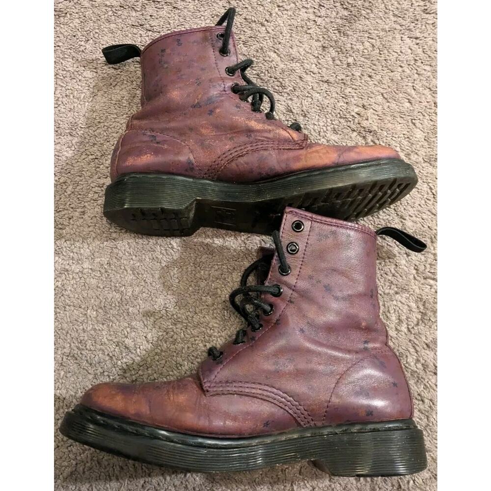 Women's Dr Martens Floral Pattern Purple Distressed Leather Combat Boots Size 7 - Picture 2 of 7